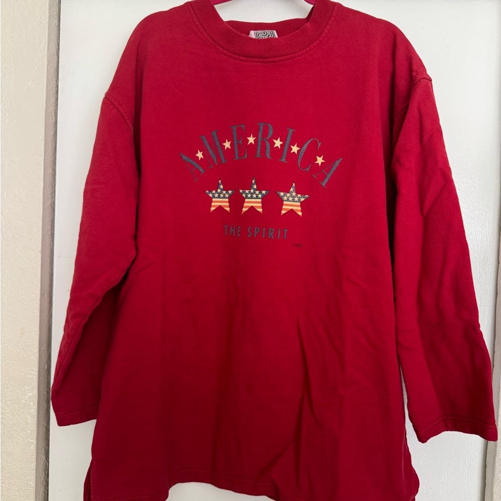 EUC Women’s Maze America The Spirit Red Crew Neck Sweatshirt size XL XLarge